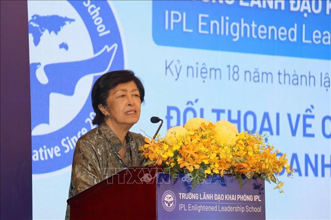 Nhà hoạt động văn hóa, xã hội Tôn Nữ Thị Ninh phát biểu tại tọa đàm. Ảnh: Thanh Vũ-TTXVN
