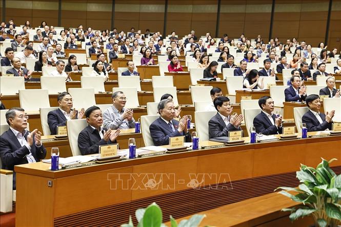 Tổng Bí thư Tô Lâm, Chủ tịch nước Lương Cường cùng các đồng chí lãnh đạo Đảng, Nhà nước và đại biểu dự hội nghị. Ảnh: Doãn Tấn - TTXVN