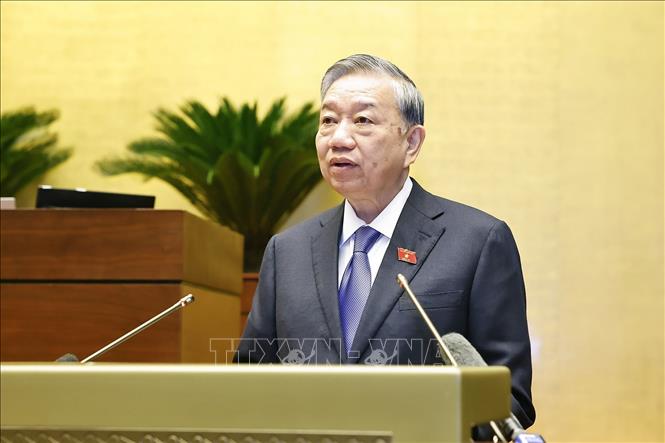 Party General Secretary To Lam speaks at the conference. VNA Photo: Doãn Tấn 