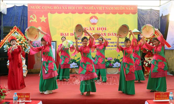 Tiết mục văn nghệ tại Ngày hội. Ảnh: Nguyễn Chinh - TTXVN