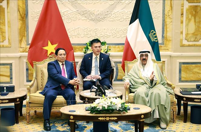 Thủ tướng Phạm Minh Chính hội kiến Quốc vương Kuwait Sheikh Meshal Al-Ahmad Al-Jaber Al-Sabah. Ảnh: Dương Giang-TTXVN
