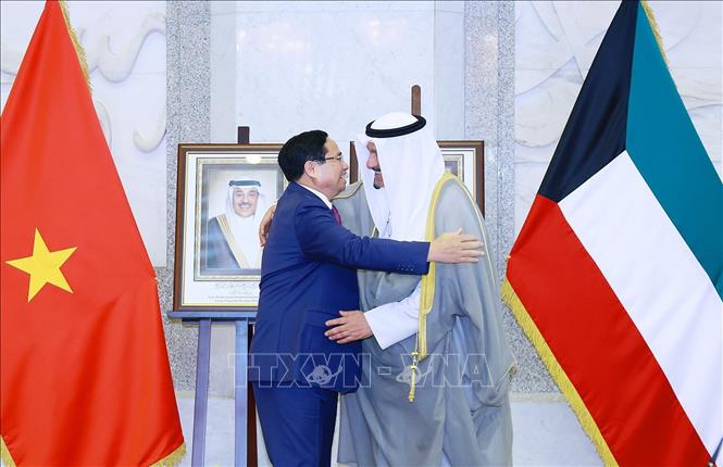 Thủ tướng Phạm Minh Chính hội đàm với Thủ tướng Nhà nước Kuwait Sheikh Ahmad Abdullah Al-Ahmad Al Sabah. Ảnh: Dương Giang-TTXVN
