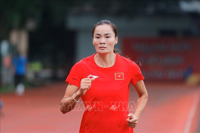 Quách Thị Lan đang tập trung tập luyện chuẩn bị cho SEA Games 33. Ảnh: Minh Quyết – TTXVN