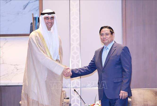 Thủ tướng Phạm Minh Chính tiếp ông Shaikh Saoud Al Sabah, Chủ tịch Ủy ban Đầu tư của Hội đồng quản trị, Tổng giám đốc Quỹ đầu tư Kuwait. Ảnh: Dương Giang-TTXVN 
