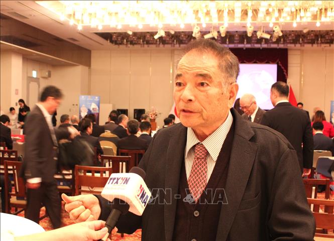 Ông Tokumoto Ryuji, Chủ tịch Hội đồng quản trị Công ty Shoko Bussan, trả lời phỏng vấn TTXVN. Ảnh: Phạm Tuân -PV TTXVN tại Nhật Bản.