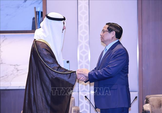 Thủ tướng Phạm Minh Chính tiếp ông Nawaf Saud Al Sabah, Phó Chủ tịch Hội đồng quản trị kiêm Tổng giám đốc điều hành Tập đoàn Dầu khí Kuwait. Ảnh: Dương Giang-TTXVN