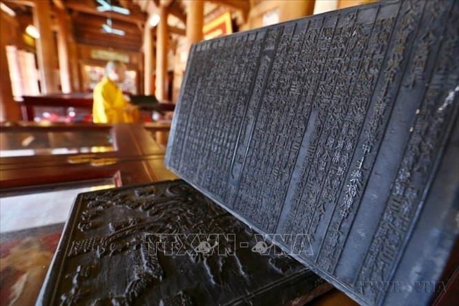 Chùa Vĩnh Nghiêm, nơi lưu giữ và trưng bày 3050 Mộc bản khắc kinh, được tổ chức UNESCO công nhận là Di sản tư liệu thuộc Chương trình Ký ức thế giới khu vực châu Á-Thái Bình Dương vào tháng 5/2012. Ảnh: Minh Quyết – TTXVN