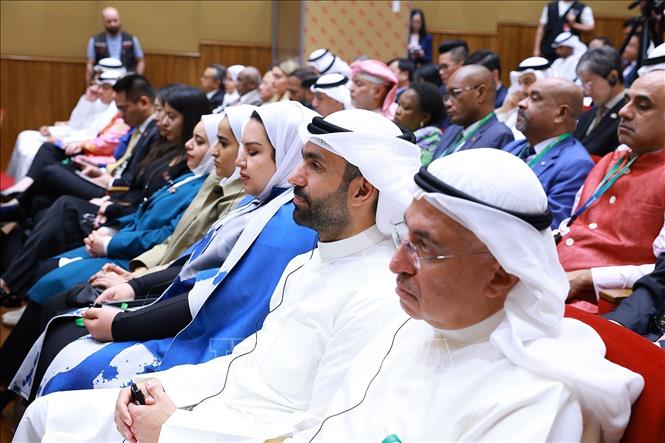 Đại biểu lãnh đạo hai nước và Học viện Ngoại giao Kuwait tham dự cuộc phát biểu của Thủ tướng Phạm Minh Chính về chính sách của Việt Nam tại Học viện Ngoại giao Kuwait. Ảnh: Dương Giang-TTXVN
