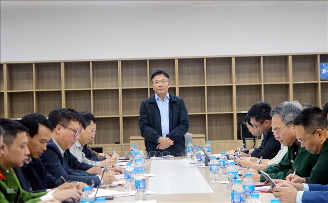 Phó Thủ tướng Lê Thành Long kết luận buổi làm việc. Ảnh: Nguyễn Chinh - TTXVN