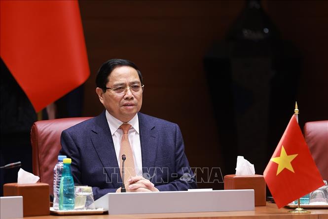 Thủ tướng Phạm Minh Chính phát biểu tại cuộc hội đàm với Thủ tướng Algeria Sifi Ghrieb. Ảnh: Dương Giang-TTXVN