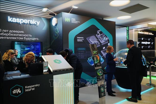Gian hàng của hãng Kaspersky tại Hội nghị. Ảnh: Tâm Hằng - PV TTXVN tại LB Nga