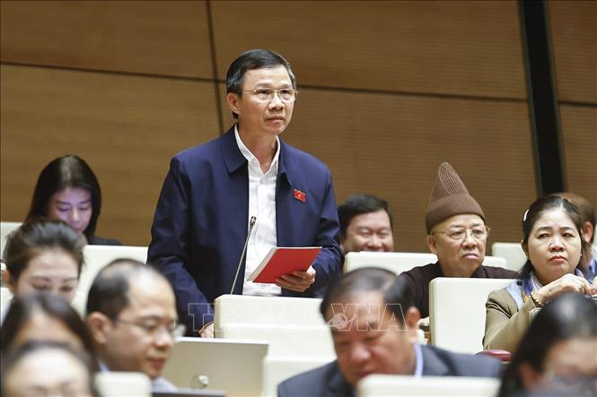 Đại biểu Quốc hội tỉnh Bắc Ninh Nguyễn Văn Thi phát biểu. Ảnh: Doãn Tấn - TTXVN