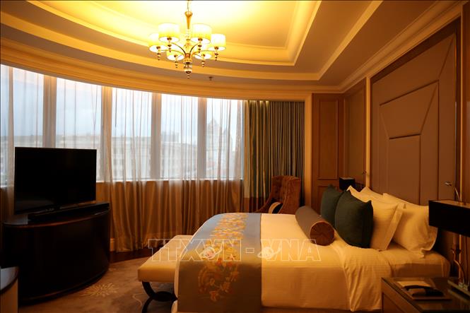 Phòng Tổng thống khách sạn Caravelle Saigon rộng 136 m2, từng tiếp đón nhiều nhân vật nổi tiếng thế giới. Ảnh: Hồng Đạt - TTXVN