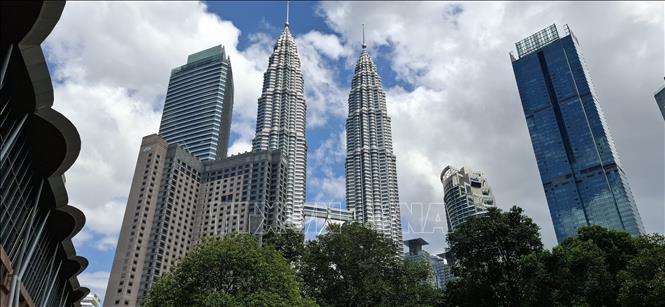 Tòa tháp đôi Petronas tại thủ đô Kuala Lumpur, Malaysia. Ảnh: Bùi Hoàn - PV TTXVN tại Malaysia