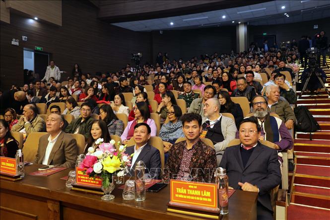 Các đại biểu tham dự liên hoan.  Ảnh: Đại Nghĩa - TTXVN