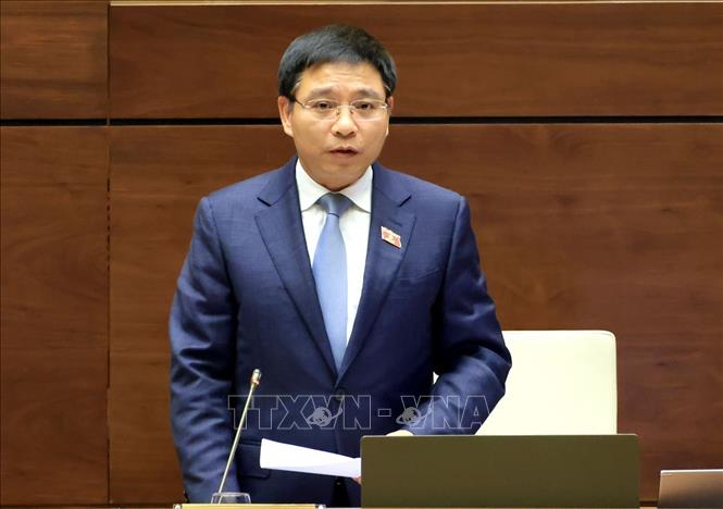 Bộ trưởng Bộ Tài chính Nguyễn Văn Thắng giải trình, làm rõ một số vấn đề đại biểu Quốc hội nêu. Ảnh: Tuấn Anh - TTXVN