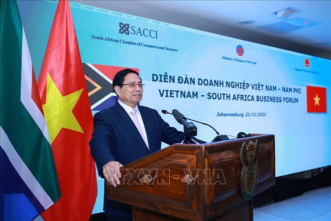 Thủ tướng Phạm Minh Chính phát biểu tại Diễn đàn doanh nghiệp Việt Nam - Nam Phi. Ảnh: Dương Giang-TTXVN

