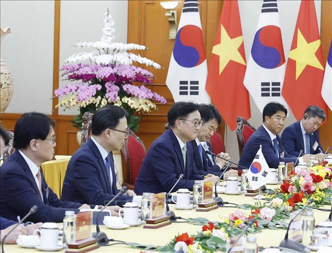 Chủ tịch Quốc hội Hàn Quốc Woo Won Shik tại buổi tiếp. Ảnh: Thống Nhất - TTXVN