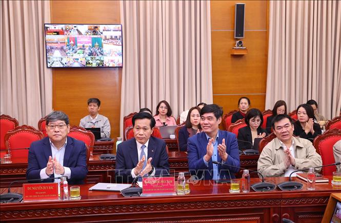 Các đại biểu dự buổi lễ. Ảnh: Văn Điệp - TTXVN