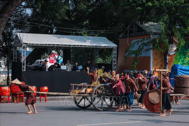 Biểu diễn thực cảnh 