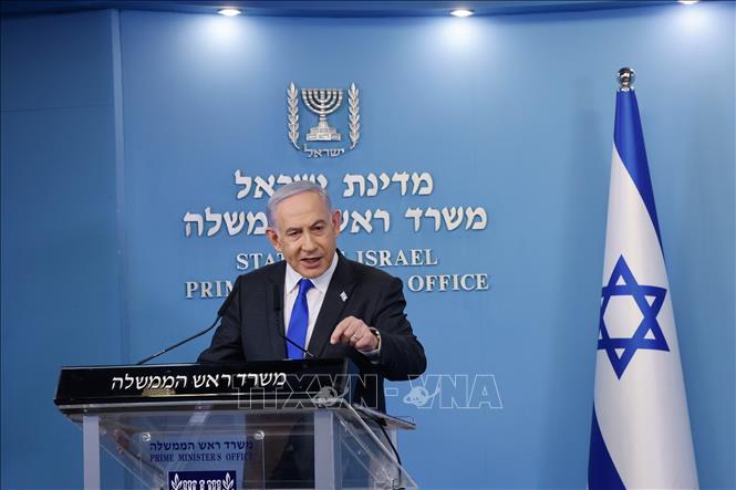 Thủ tướng Israel Benjamin Netanyahu phát biểu trong một cuộc họp báo tại Jerusalem. Ảnh: THX/TTXVN