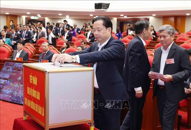 Đại biểu tham dự hội nghị quyên góp ủng hộ đồng bào chịu ảnh hưởng bởi lũ lụt. Ảnh: Phương Hoa - TTXVN