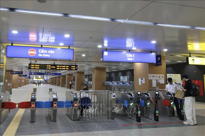 TP. Hồ Chí Minh đặt mục tiêu xây dựng 648 km Metro vào năm 2030 và hơn 600 km cao tốc vào năm 2035. Ảnh: Hứa Chung-TTXVN