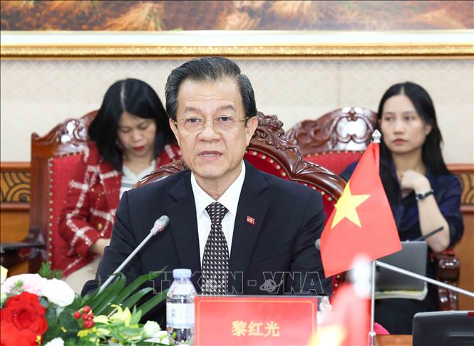 Đồng chí Lê Hồng Quang, Uỷ viên Trung ương Đảng, Phó Trưởng Ban Nội chính Trung ương, Trưởng đoàn đại biểu Ban Nội chính Trung ương phát biểu tại hội đàm. Ảnh: Phương Hoa - TTXVN