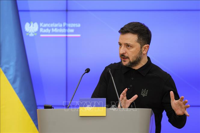 (Tư liệu) Tổng thống Ukraine Volodymyr Zelensky. Ảnh: PAP/TTXVN