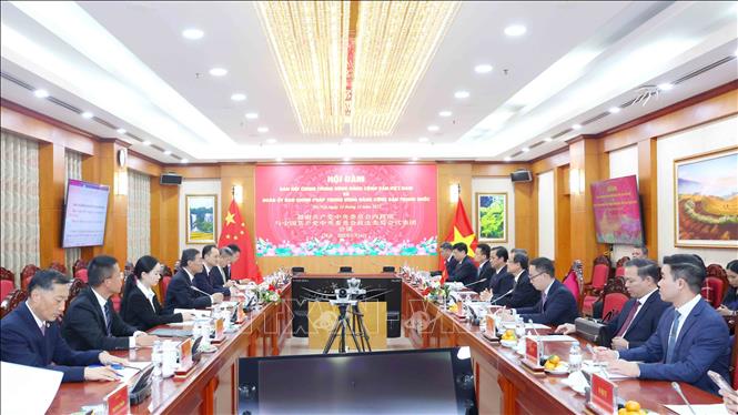 A view of the talks. VNA Photo: Phương Hoa