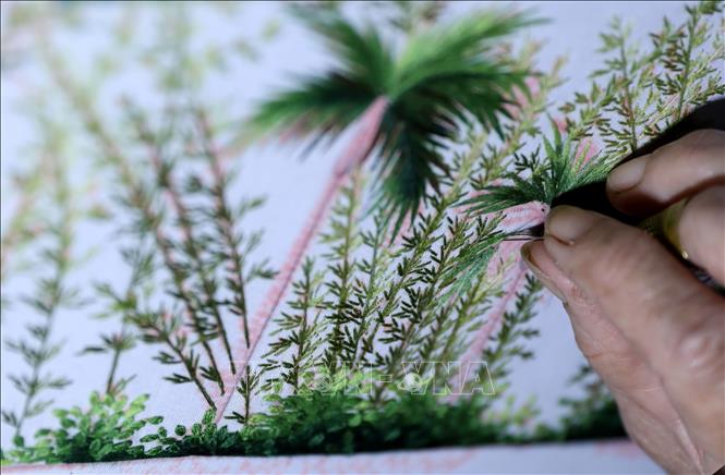 The most prominent feature of Minh Lang embroidery is the sophisticated 