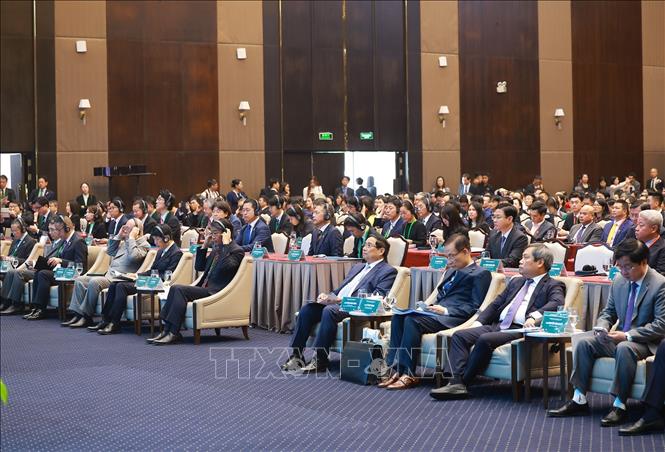 Thủ tướng Phạm Minh Chính và các đại biểu tham dự Diễn đàn hợp tác địa phương Việt Nam-Nhật Bản. Ảnh: Dương Giang-TTXVN
