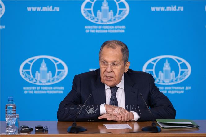 Ngoại trưởng Nga Sergey Lavrov phát biểu trong một cuộc họp báo tại Moskva. Ảnh: THX/TTXVN