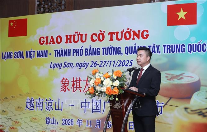 Ông Vi Anh Thắng, Trưởng phòng Quản lý Du lịch và Thể thao, Sở Văn hoá, Thể thao và Du lịch tỉnh Lạng Sơn phát biểu khai mạc sự kiện. Ảnh: Anh Tuấn – TTXVN