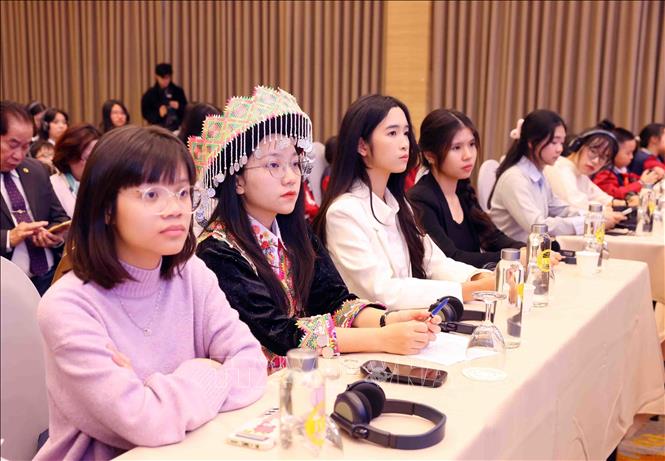 Các đại biểu tham dự buổi lễ. Ảnh: Phạm Kiên - TTXVN