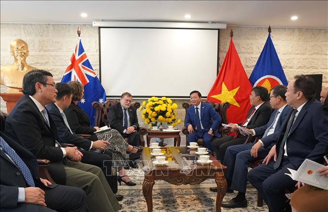 Phó Thủ tướng Trần Hồng Hà tiếp Nhà khoa học trưởng của Australia Tony Haymet. Ảnh: Lê Đạt – PV TTXVN tại Australia