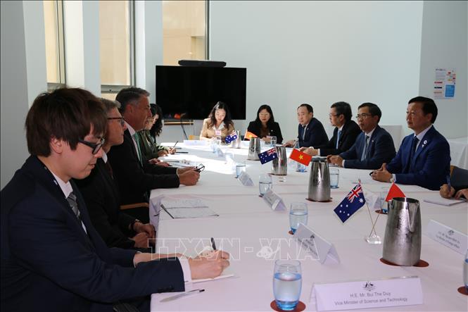 Toàn cảnh buổi làm việc giữa Phó Thủ tướng Trần Hồng Hà và đoàn đại biểu Việt Nam với Phó Thủ tướng Australia Richard Marles. Ảnh: Thanh Tú – PV TTXVN tại Australia