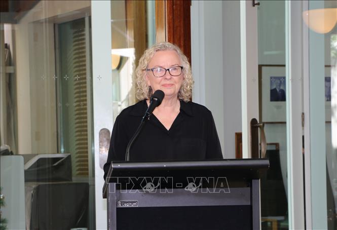 Phó Chủ tịch Hạ viện Sharon Claydon phát biểu tại buổi đón tiếp Phó Thủ tướng Trần Hồng Hà. Ảnh: Thanh Tú – PV TTXVN tại Australia