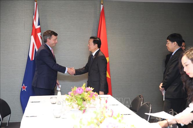 Phó Thủ tướng Trần Hồng Hà và Phó Thủ tướng New Zealand David Seymour. Ảnh: Thanh Tú – PV TTXVN tại châu Đại Dương
