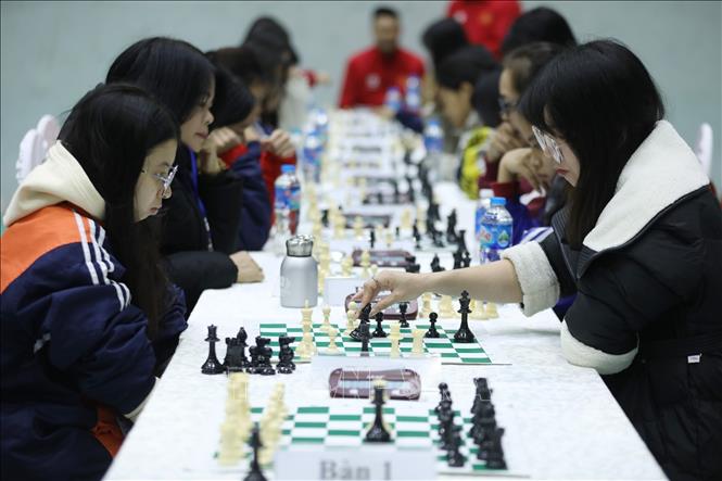 Các kỳ thủ thi đấu nội dung cờ vua nữ trong ngày khai mạc Giải Cờ vua, Cờ tướng tại Đại hội Thể dục Thể thao tỉnh Lạng Sơn lần thứ 10, năm 2026. Ảnh: Anh Tuấn – TTXVN