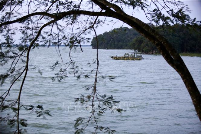 Hồ Dầu Tiếng sẵn sàng phương tiện, vật tư ứng phó các tình huống khẩn cấp. Ảnh: Giang Phương - TTXVN