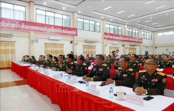 Các đại biểu hai nước tham dự buổi lễ. Ảnh: Xuân Tú - PV TTXVN tại Lào