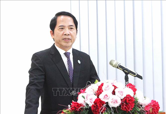 Tiến sĩ, bác sĩ Heng LiHong, Phó Chủ tịch Hiệp hội Doanh nghiệp Việt Nam- Campuchia (VCBA), phát biểu tại cuộc gặp. Ảnh: Hoàng Minh - PV TTXVN tại Campuchia 