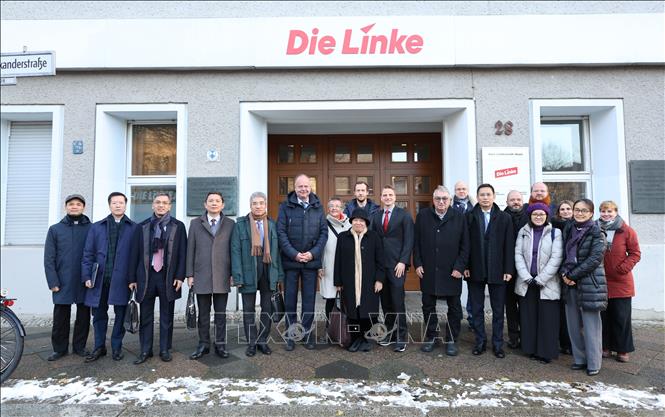 Đối thoại chính sách lần thứ 6 giữa Đảng Cộng sản Việt Nam và Đảng Cánh tả Đức được tổ chức tại trụ sở Đảng Cánh tả tại Berlin. Ảnh: Thu Hằng - PV TTXVN tại Đức