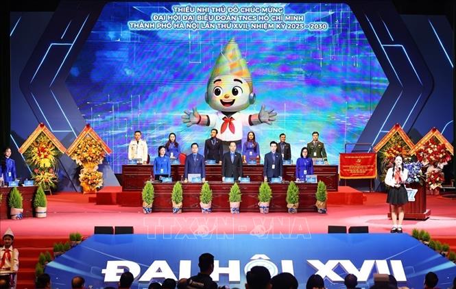 Đoàn Chủ tịch điều hành Đại hội Đại biểu Đoàn TNCS Hồ Chí Minh thành phố Hà Nội lần thứ XVII, nhiệm kỳ 2025 – 2030. Ảnh: Minh Đức – TTXVN