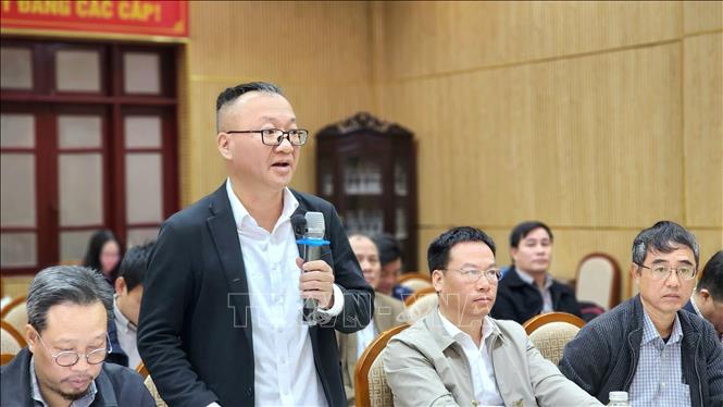 Ông Nguyễn Văn Thức, Phó Cục trưởng Cục Thanh tra, giải quyết khiếu nại, tố cáo lĩnh vực nội chính, nội vụ, dân tộc, tôn giáo (Thanh tra Chính phủ) phát biểu tại Hội nghị. Ảnh: Chu Thanh Vân - TTXVN