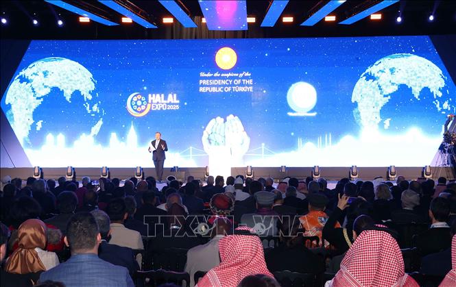 Khai mạc Halal Expo 2025. Ảnh: Văn Điệp - TTXVN 