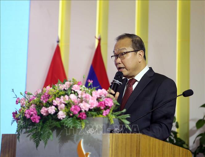 Tổng Lãnh sự Lào tại Đà Nẵng Souphanh Hadaoheuang phát biểu tại lễ kỷ niệm. Ảnh: Trần Lê Lâm - TTXVN 