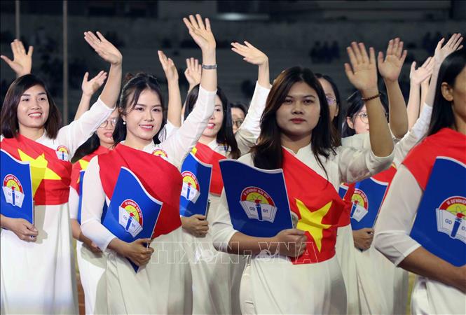 Diễu hành tại lễ khai mạc Đại hội Thể dục thể thao thành phố lần thứ X. Ảnh: Hoàng Ngọc - TTXVN 