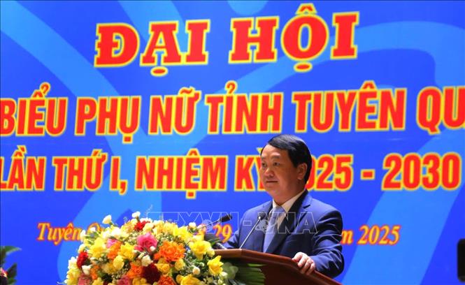 Bí thư Tỉnh ủy Tuyên Quang Hầu A Lềnh phát biểu chỉ đạo tại Đại hội. Ảnh: Minh Tâm-TTXVN